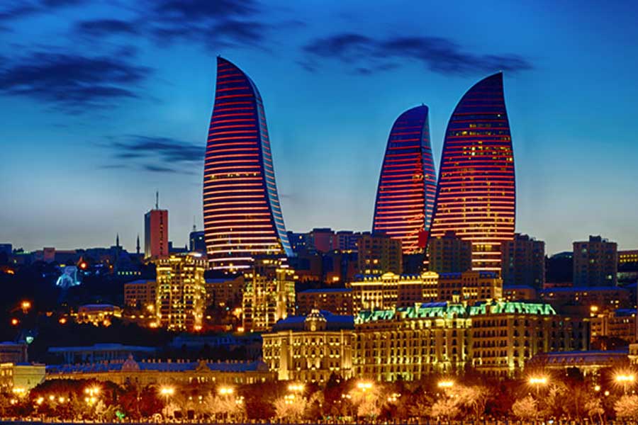 برج های شعله در باکو